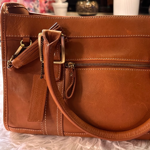 G.H. Bass Brand New Handbag - Picture 1 of 4